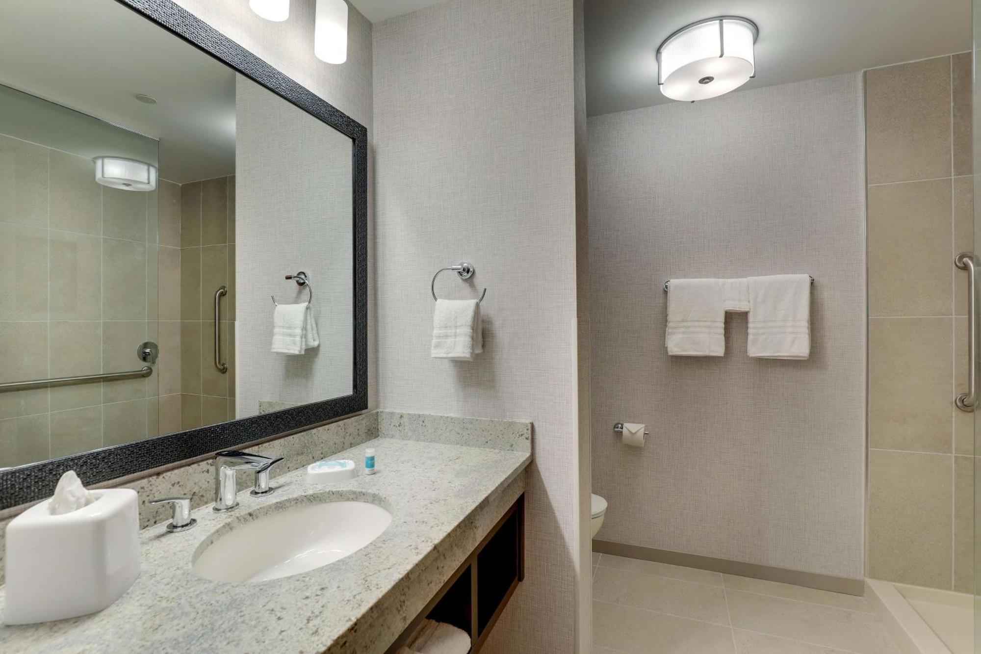 Drury Plaza Hotel Savannah Pooler Eksteriør billede